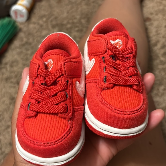 Dunks - Picture 4 of 4